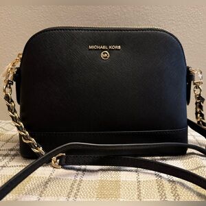 NWT Michael Kors Black Jet Set Charm Large Dome Crossbody Bag